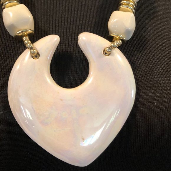 Vintage MCM Ceramic Heart Pearls Acrylic Faceted Beaded necklace 28" Statement - Picture 5 of 6